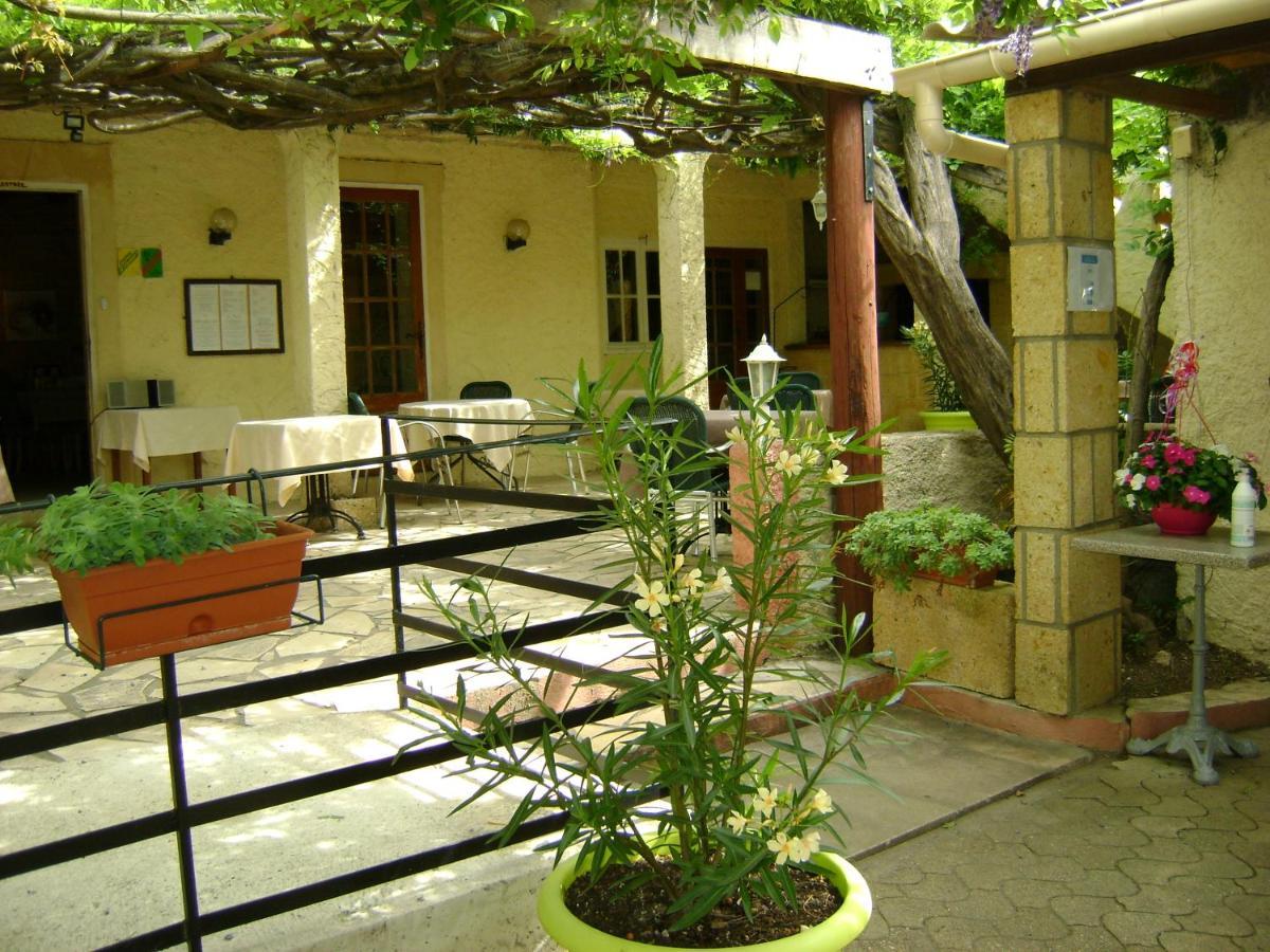 Le H De Sernhac Exterior photo
